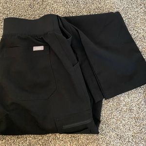 Figs Women’s Black Yola Yoga Waistband -Skinny Scrub Pants